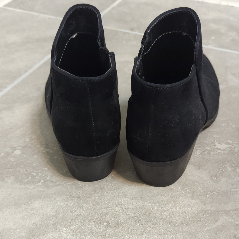 Black Ankle Boots - Picture 4 of 6